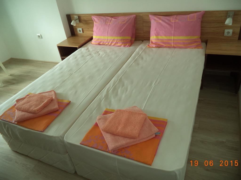 Sveti Georgi Guest House 索佐波尔 客房 照片